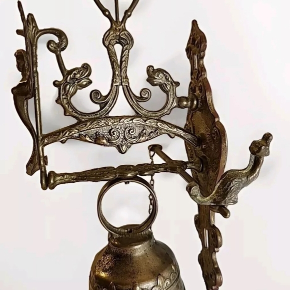 Vintage Brass Ornate Door Knocker & Bell  W/ Vocem-Meam Audi  Qui-Me-Tangit - Picture 4 of 11